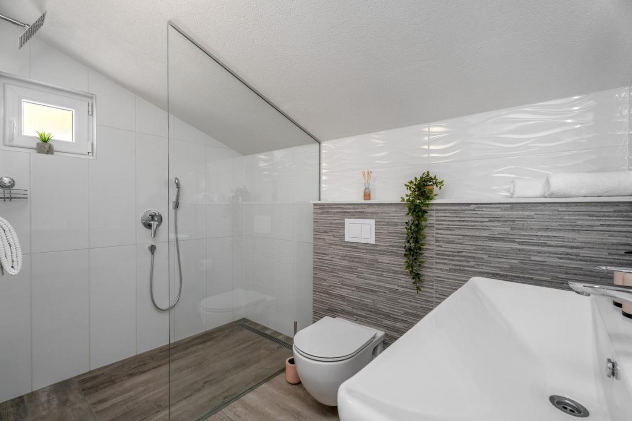 Villa Dream With Private Pool, 2 Bedrooms With En-Suite Bathrooms, Sea View Omiš Εξωτερικό φωτογραφία