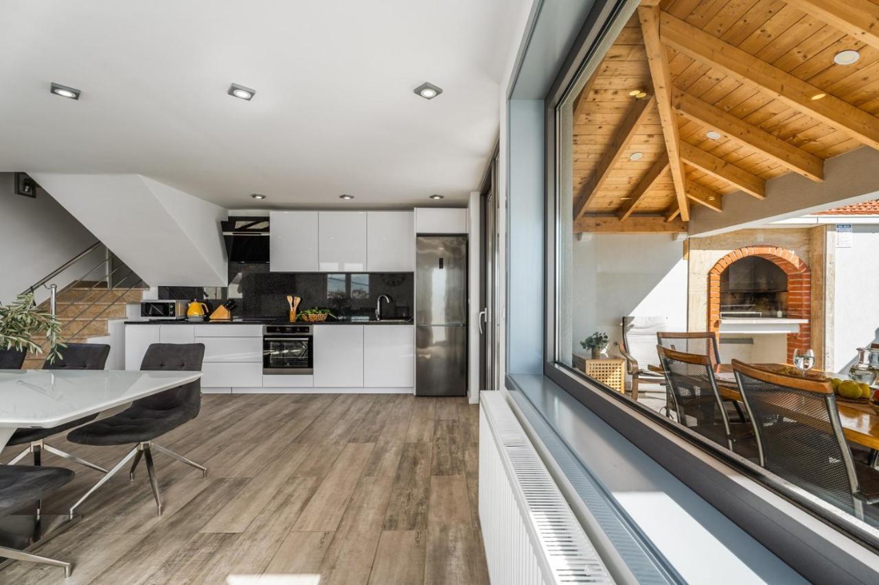 Villa Dream With Private Pool, 2 Bedrooms With En-Suite Bathrooms, Sea View Omiš Εξωτερικό φωτογραφία